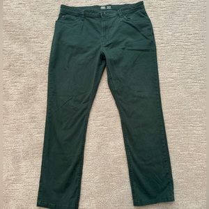 Men’s IZOD Saltwater Chino